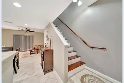 2635 NE 15th St, Pompano Beach, FL 33062 - Photo 15