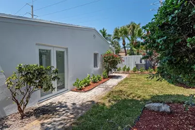 2201-1 NE 9th Ave, Unit #1, Wilton Manors, FL 33305 - Photo 15