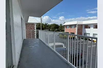 412 S Cypress Rd, Unit #225, Pompano Beach, FL 33060 - Photo 29