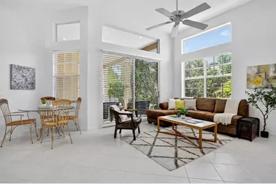 2807  Oakbrook Ln, Weston, FL 33332 - Photo 5