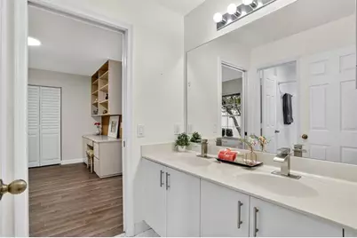 2807  Oakbrook Ln, Weston, FL 33332 - Photo 45