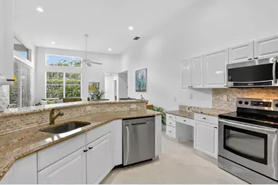 2807  Oakbrook Ln, Weston, FL 33332 - Photo 29