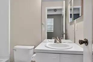 7711 Sanibel Dr, Tamarac, FL 33321 - Photo 31