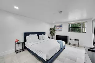 400 NE 26th Dr, Wilton Manors, FL 33334 - Photo 27