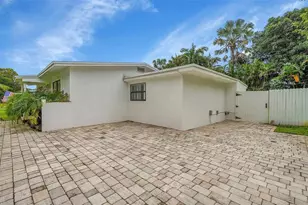 400 NE 26th Dr, Wilton Manors, FL 33334 - Photo 45