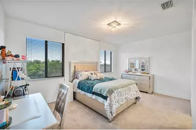 10472  Cobalt Ct, Parkland, FL 33076 - Photo 35