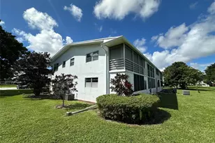 289 Markham N, Deerfield Beach, FL 33442 - Photo 23