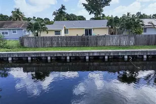 719 SW 79th Ave, North Lauderdale, FL 33068 - Photo 15
