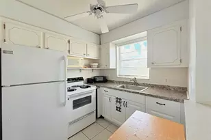 204 Oakridge M, Deerfield Beach, FL 33442 - Photo 7