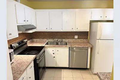 700 SE 2nd Ave, Unit #416, Deerfield Beach, FL 33441 - Photo 3