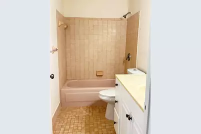 321 W 21st St, Riviera Beach, FL 33404 - Photo 13