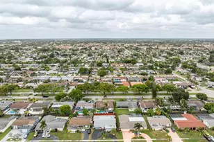 9511 NW 21st Manor, Sunrise, FL 33322 - Photo 11