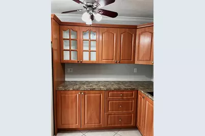 8149  Lagos De Campo Blvd, Unit #B-1, Fort Lauderdale, FL 33321 - Photo 15