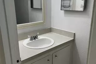 8149 Lagos De Campo Blvd, Fort Lauderdale, FL 33321 - Photo 3