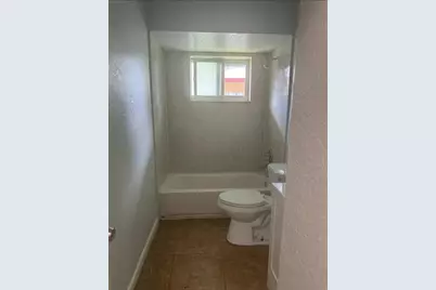 332 SW 2nd Pl, Unit #3, Pompano Beach, FL 33060 - Photo 5