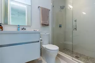 240 Shore Ct, Lauderdale by the Sea, FL 33308 - Photo 15