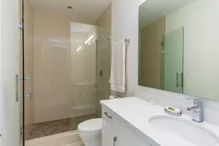 240 Shore Ct, Lauderdale by the Sea, FL 33308 - Photo 19