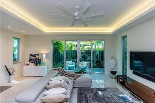 240 Shore Ct, Lauderdale by the Sea, FL 33308 - Photo 11