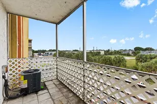 3700 NW 21st St, Lauderdale Lakes, FL 33311 - Photo 17