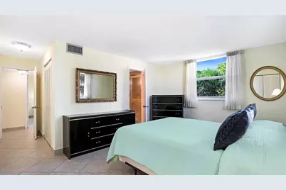 441 SE 3rd St, Unit #201, Dania Beach, FL 33004 - Photo 33