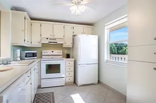 441 SE 3rd St, Dania Beach, FL 33004 - Photo 17