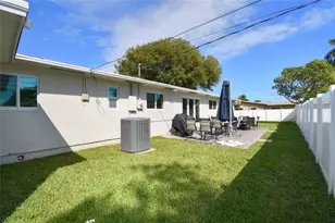 214 SE 5th St, Dania Beach, FL 33004 - Photo 45