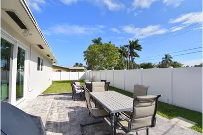 214 SE 5th St, Dania Beach, FL 33004 - Photo 47