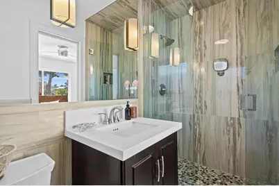 2133 NE 25th St, Wilton Manors, FL 33305 - Photo 13