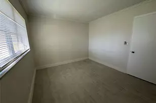 5162 NE 6th Ave Unit, Oakland Park, FL 33334 - Photo 9