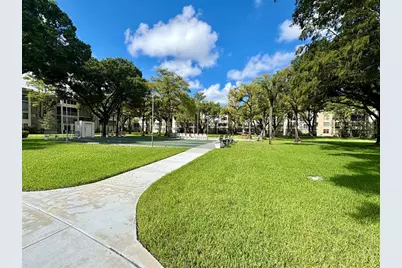 2998 NW 48th Ter, Unit #431, Lauderdale Lakes, FL 33313 - Photo 17