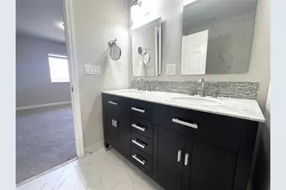 19 SE 3rd Ave, Unit #19, Hallandale Beach, FL 33009 - Photo 11