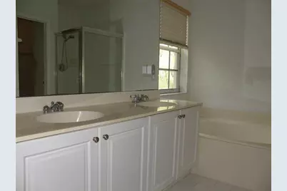 958 NW 127th Ave, Coral Springs, FL 33071 - Photo 17