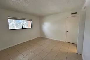 6900 SW 39th St, Davie, FL 33314 - Photo 9