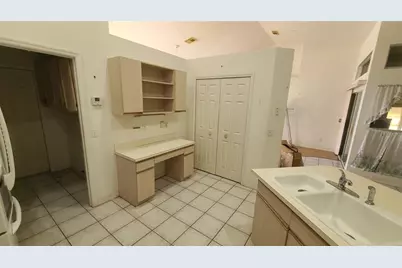1810 SW McAllister Ln, Port Saint Lucie, FL 34953 - Photo 23