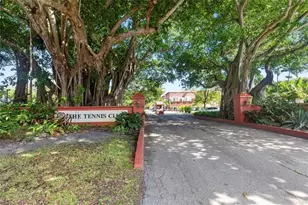 620 Tennis Club Dr, Fort Lauderdale, FL 33311 - Photo 29