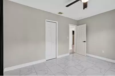 40 NW 68th St, Miami, FL 33150 - Photo 11