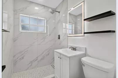 40 NW 68th St, Miami, FL 33150 - Photo 9