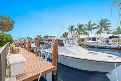 2670 NE 47th St, Lighthouse Point, FL 33064 - Photo 11