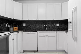 6399 Bay Club Dr, Fort Lauderdale, FL 33308 - Photo 23