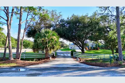 5602 SW Sunshine Farms Way, Palm City, FL 34990 - Photo 9