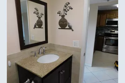 9580  Sunrise Lakes Blvd, Unit #202, Sunrise, FL 33322 - Photo 7
