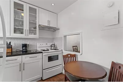 8280  Sunrise Lakes Blvd, Unit #306, Sunrise, FL 33322 - Photo 9