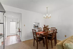 8280 Sunrise Lakes Blvd, Sunrise, FL 33322 - Photo 21