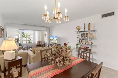 8280  Sunrise Lakes Blvd, Unit #306, Sunrise, FL 33322 - Photo 17