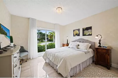 4906 N Travelers Palm Ln, Tamarac, FL 33319 - Photo 13