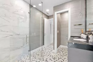 9 Tahoe Ln, Sea Ranch Lakes, FL 33308 - Photo 35