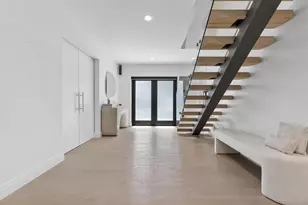 9 Tahoe Ln, Sea Ranch Lakes, FL 33308 - Photo 7