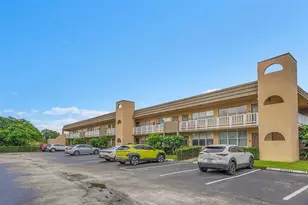 9061 Sunrise Lakes Blvd, Sunrise, FL 33322 - Photo 13