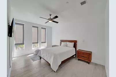 703 SE 16th Ct, Fort Lauderdale, FL 33316 - Photo 23