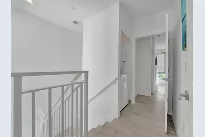 703 SE 16th Ct, Fort Lauderdale, FL 33316 - Photo 19